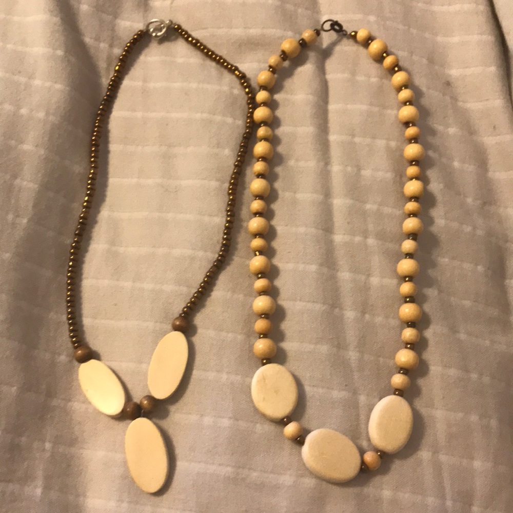 Two costume jewelry necklaces